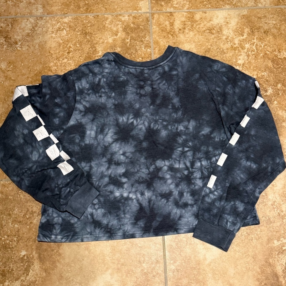 Cartoon Network Tie-Dye Sweatshirt - Picture 4 of 4